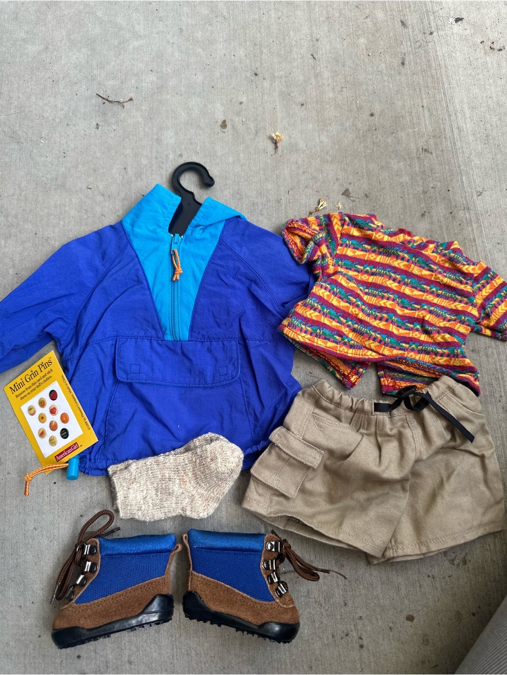 American Girl Hiking Camping Outfit Pullover Jacket Boots Cargo Shorts Doll Pins